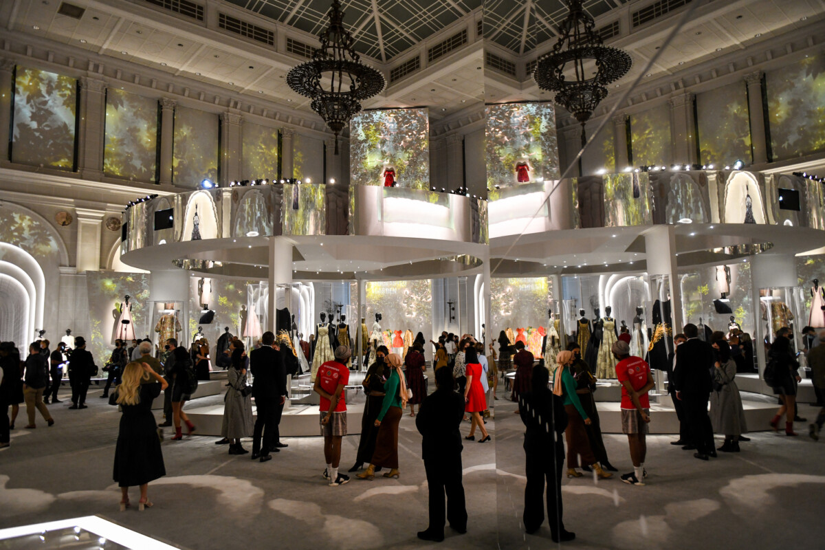 Dior Exhibit Opens at the Brooklyn Museum with Cocktails and Couture