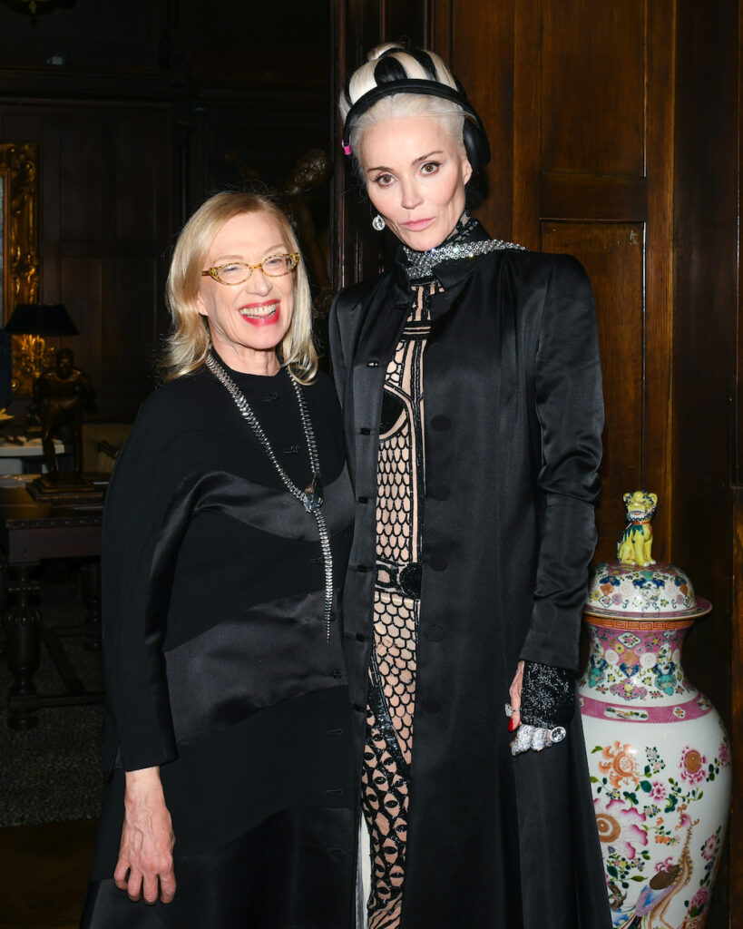 Dr. Valerie Steele, Daphne Guinness