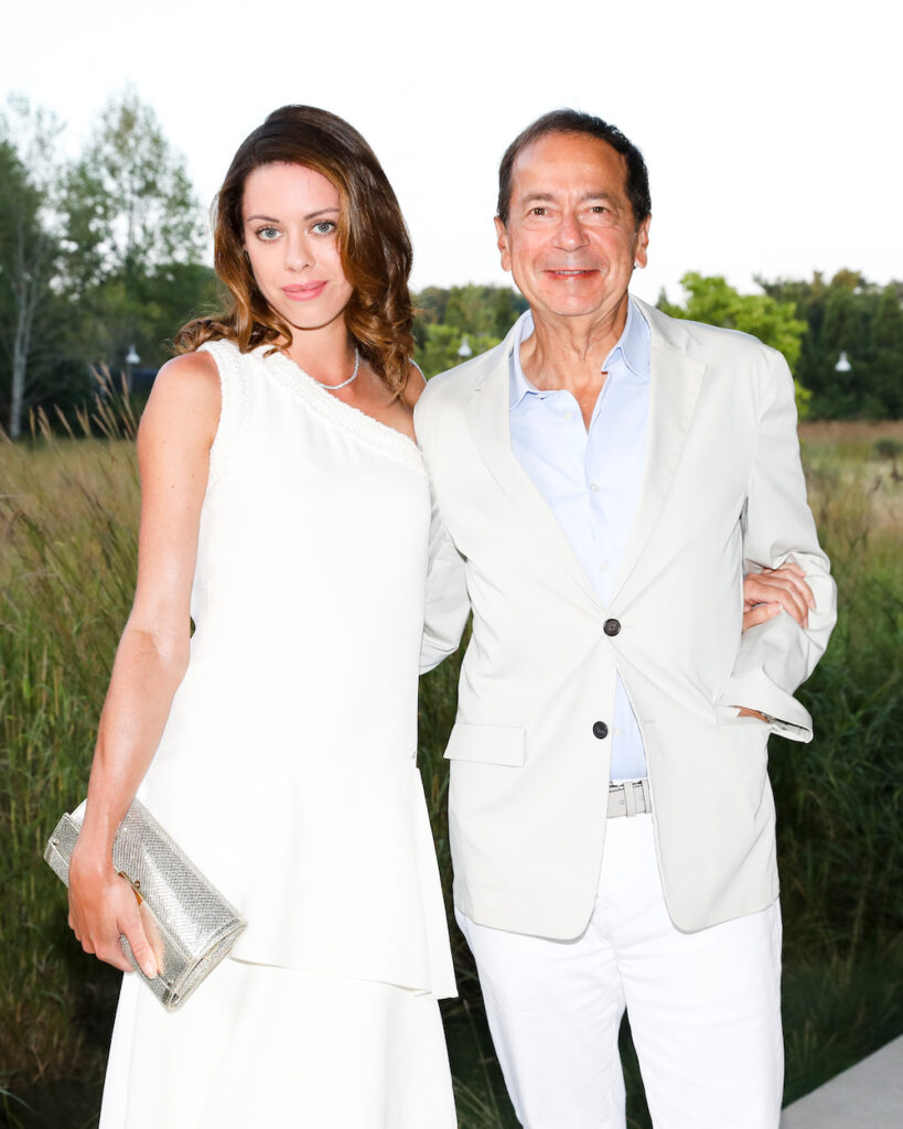 Alina De Almeida, John Paulson