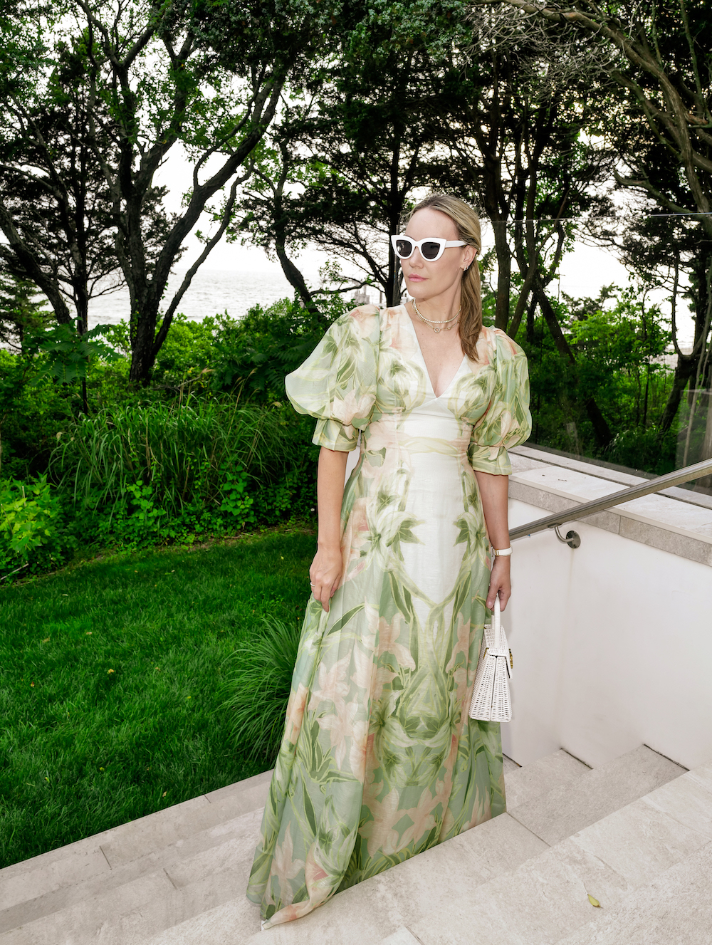 hoka ora recovery flip flop