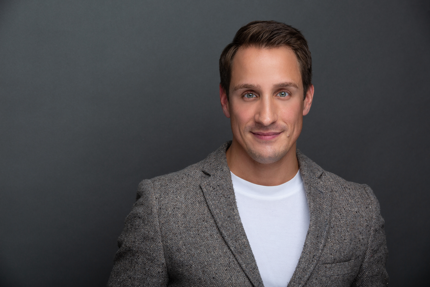 Todd Raymond is Finding a Balance Between 'Modern' and 'Traditional' Design