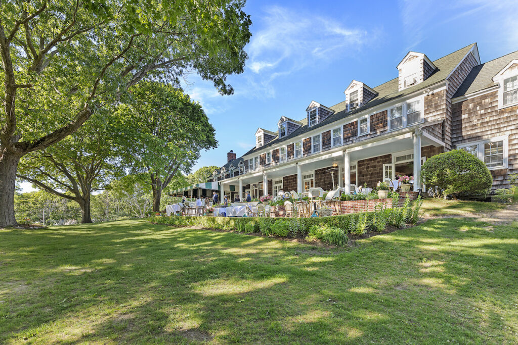 shelter island yacht club restaurant