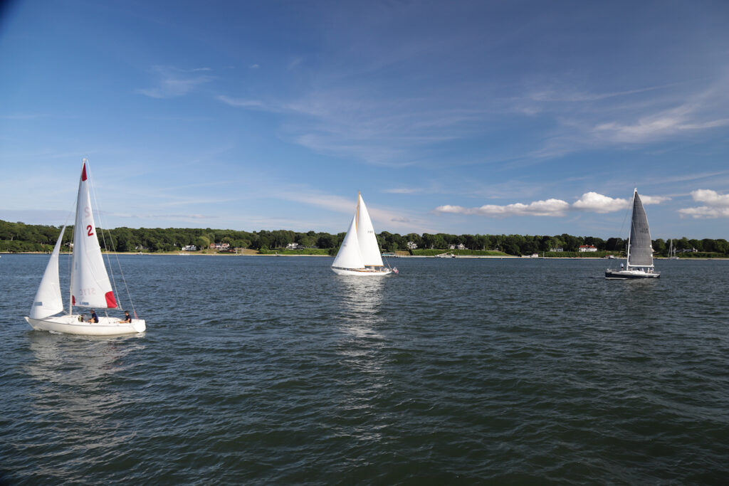 shelter island yacht club restaurant